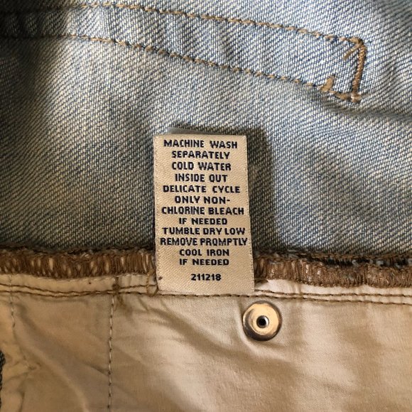 CAbi Brett Boyfriend Jean - Style #748 - Size 6 - Picture 3 of 16